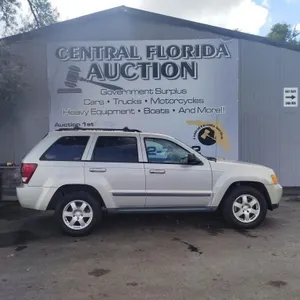 2009 Jeep Grand Cherokee Laredo RUNS/MOVES