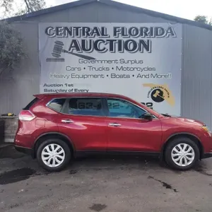 2015 Nissan Rogue RUNS/MOVES S