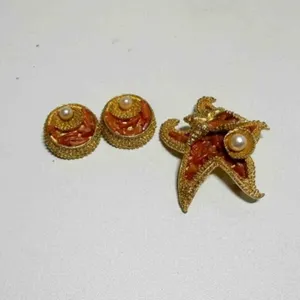 Starfish Brooch & Earrings signed Capri gold tone