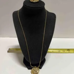 Heart Locket Necklace w/serpentine chain 24"