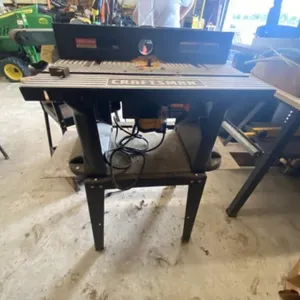 Chicago Router in Craftsman Stand