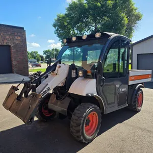 2005 Bobcat Toolcat 5600, 2 Speed, 3,250 Hours, High Flow Hydraulics, Rebuilt Box, Rockers and Floor