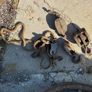 Block and Tackle Pulleys