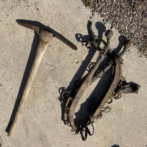 Grub Axe, Horse Harness