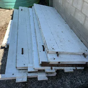 (7) PVC Hog Gates, 32” Tall, 1-4’, 5- approx 9’, 1- approx 8’, Buying All for One Money