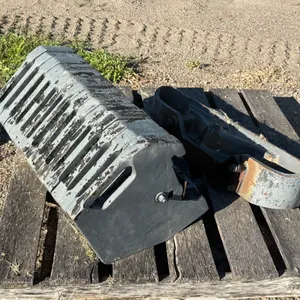(14) Weights with Mounting Bracket, Unsure of Application