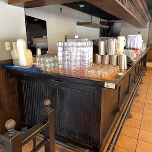 22'x8"x28"x65" L-shaped bar top