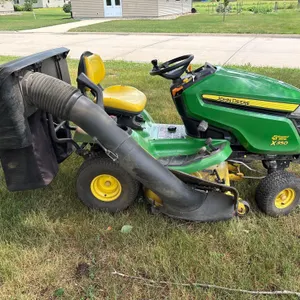 John Deere X 350 Tractor Mower
