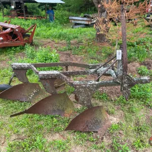 John Deere 3 Bottom 3 Point Plow