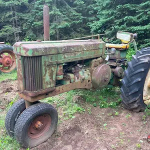 John Deere 60 Tractor