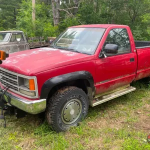 1989 Chevrolet K2500 Pickup Truck, VIN # 1gcgk24k6ke150331