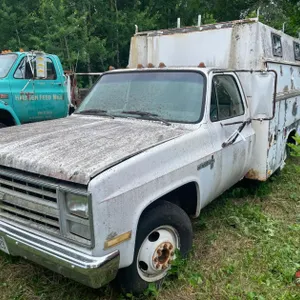 1985 Chevy Custom Deluxe 30 Service Truck