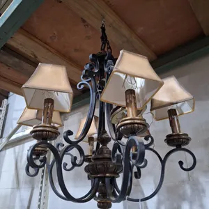 Iron/Metal Hanging Light/Chandelier, 20"x28"