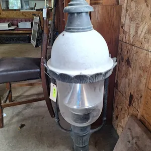 Vintage Street Lamp/Outdoor Light, 15"x46"
