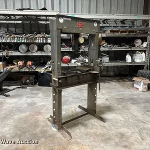 Wednesday August 05 Ag Equipment Auction