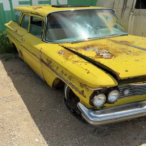 1960's Pontiac 4-Door Station Wagon. Project Vehicle. Sold As-Is. No TOD.