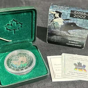 2002 Canada Anniversary Loon 1oz Hologram Silver Coin