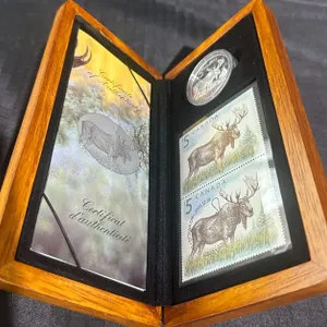 2004 Canada $5 Majestic Moose Silver Coin & Stamp Set in Wood Case