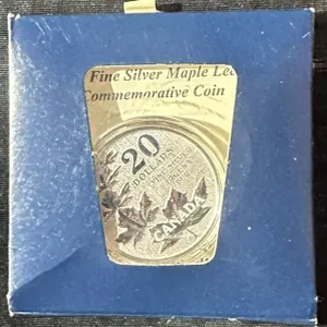 2011 $20 Fine Silver Maple Leaf Commemorative Coin, 15.85g