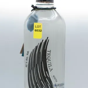 LAJACH BLUE OASIS WHITE TEQUILA 750ML 40% ABV