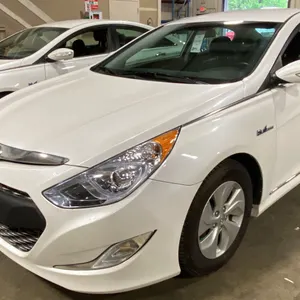 2015 HYUNDAI SONATA HYBRID, 4DRSD, WHITE, VIN KMHEC4A47FA138106,