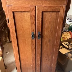 Cherrywood Cabinet w/Doors