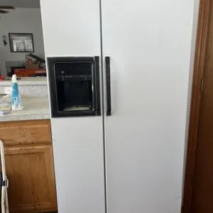 GE Refrigerator
