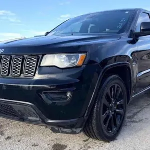 (TX) 2017 Jeep Grand Cherokee