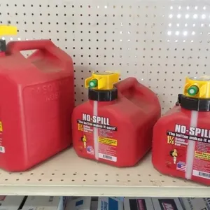 Qty 3 No-Spill Gasoline Cans
