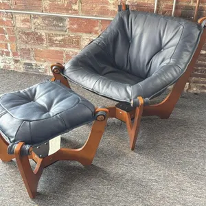 Reproduction Odd Knutsen Luna Chair with