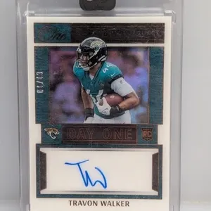 4/49 2022 Panini One Travon Walker RC Auto #101