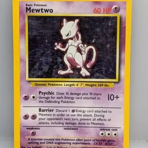 Pokemon 1999 Mewtwo Holo *Dmg