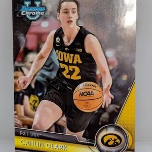 2024 Bowman Chrome University Caitlin Clark #34
