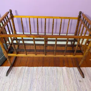 Vintage Wooden Baby Cradle/Bassinet