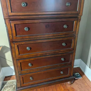 Chest of Drawers with 5 Drawers