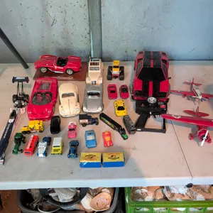 Miscellaneous Toy Car & Plane Lot