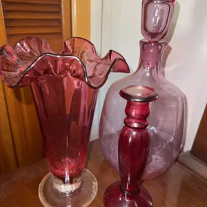 Cranberry Glass Décor Group