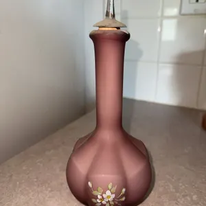 Hand painted Fenton CREUTT – signed