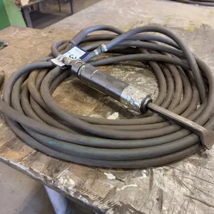 Pneumatic Chisel w/ Air Hose