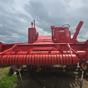 Massey Harris 90SP Combine