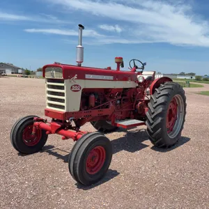 Farmall 560 Tractor