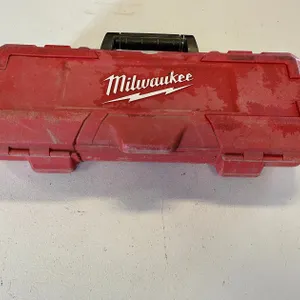 Milwaukee Exact Knockout Set