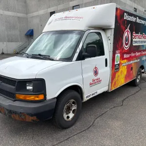 2012 Chevrolet Box Truck