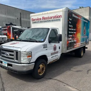 2016 Ford E-Series Box Truck