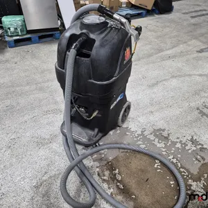 PowerFlite Black Max 13-Gallon Carpet Cleaner
 UNRESERVED
