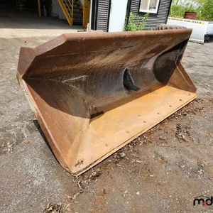 2011 RLG Soudure Snow Bucket Attachment
 UNRESERVED