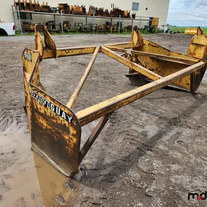 Aubichon Loader Bucket Extention Attachment 
 UNRESERVED