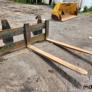 GRYB Loader Pallet Fork Attachment
 UNRESERVED