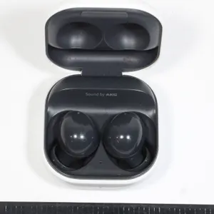 EAR BUDS***POLICE SEIZURE***