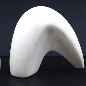 SIGNED GORDON HOSELTON MARBLE POLAR BEAR FAMILY